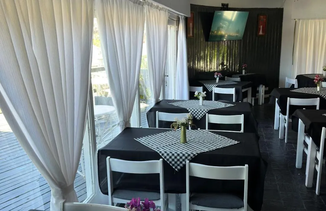 Hotel Hostal del Mar-1