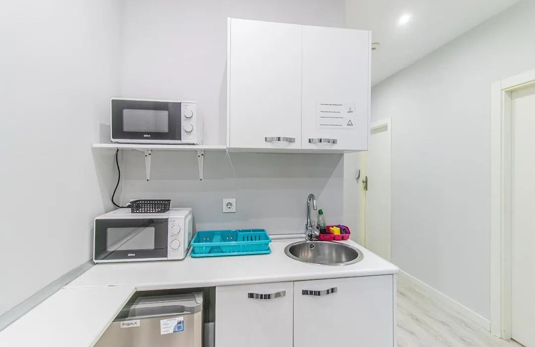Fira Rooms Barcelona Hospitalet-1