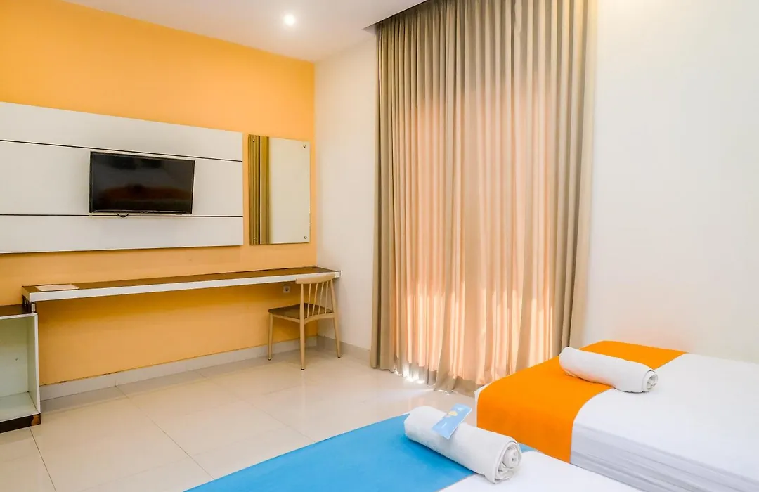 Sans Hotel Nagari Malioboro-1