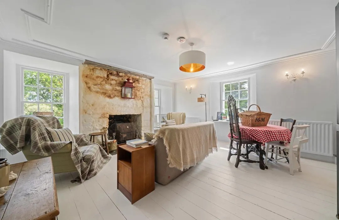 Mackinnon Cottage - 3 Bedroom Cottage-1