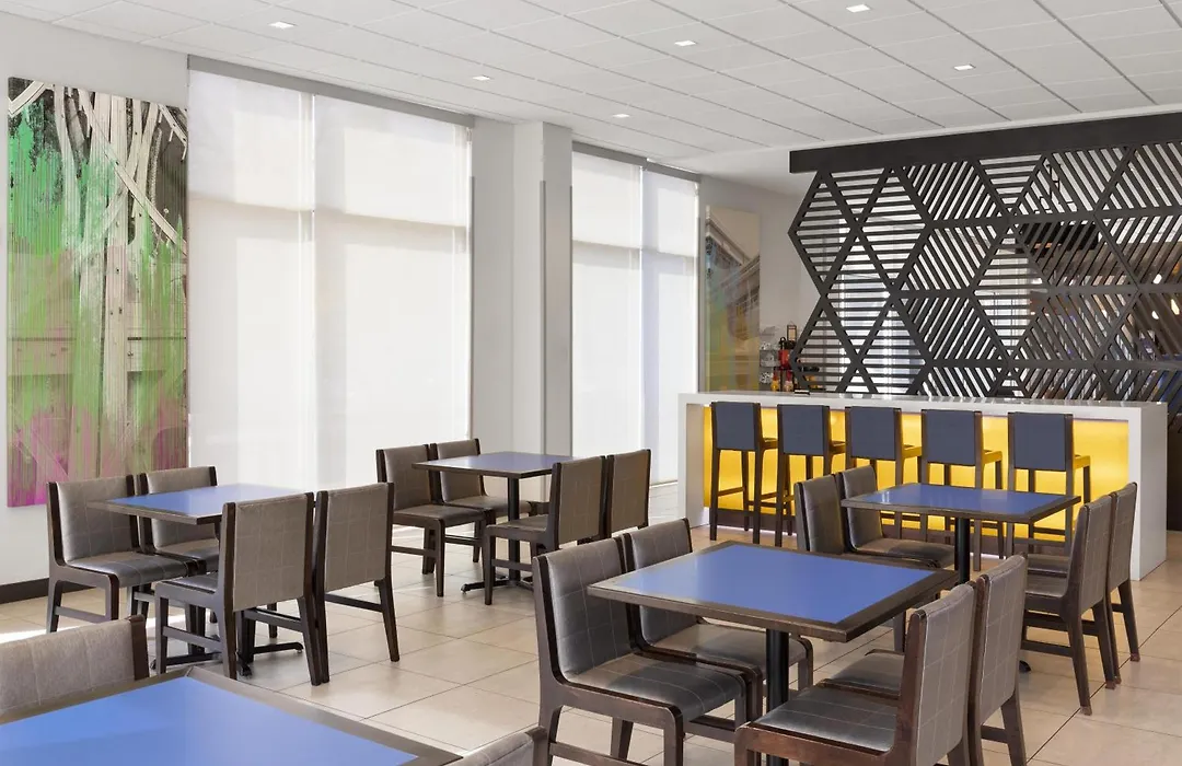 Glo Best Western Nashville Airport-1