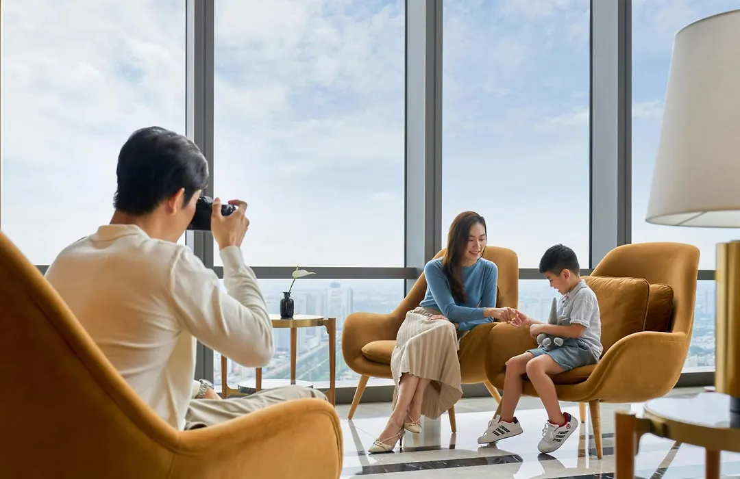 Vinpearl Landmark 81, Autograph Collection-1
