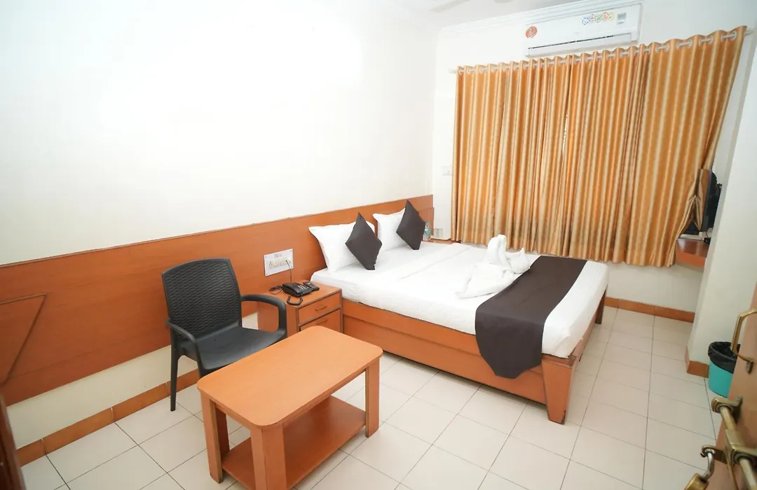 Hotel Abhishek, Shirdi-1
