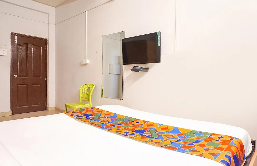 Fabhotel Silver Key-1