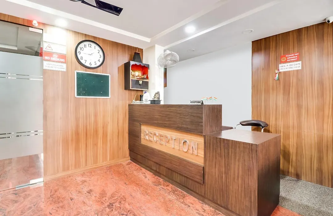 Super Capital O Seven Wonders Inn Near Sahara Ganj Mall-1