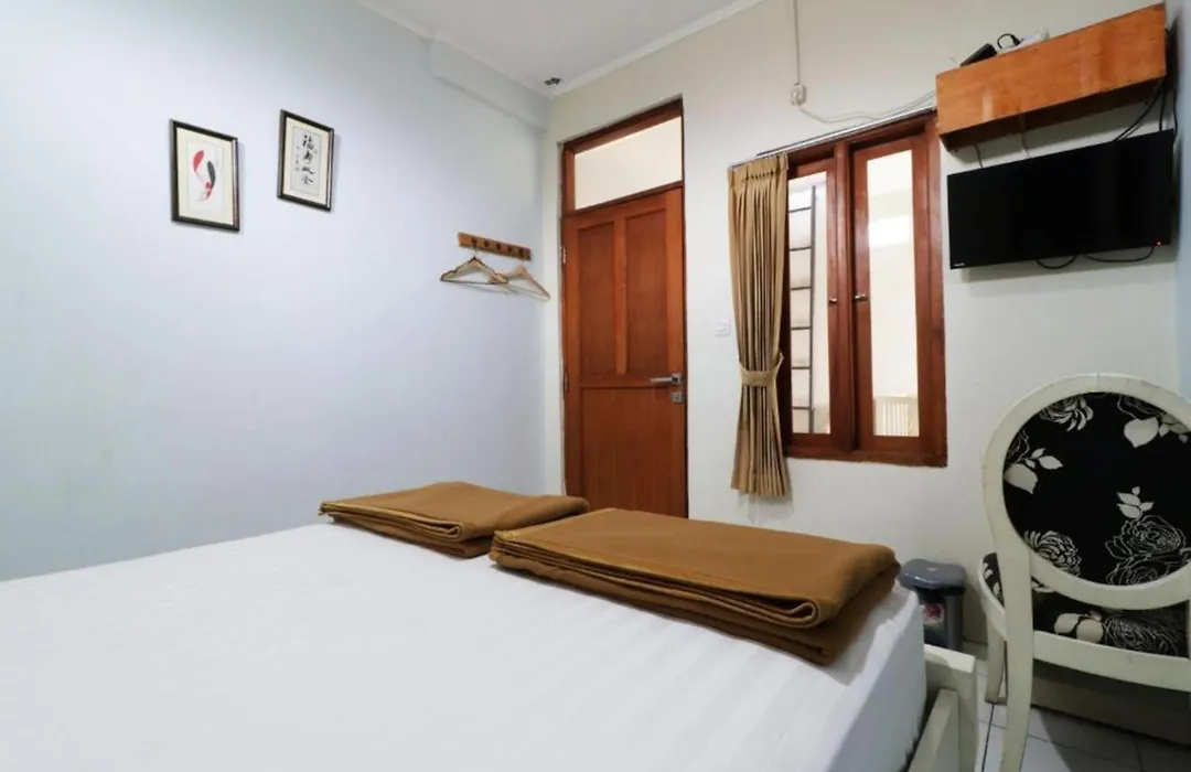 Jayagiri Guesthouse By Belgareti-1