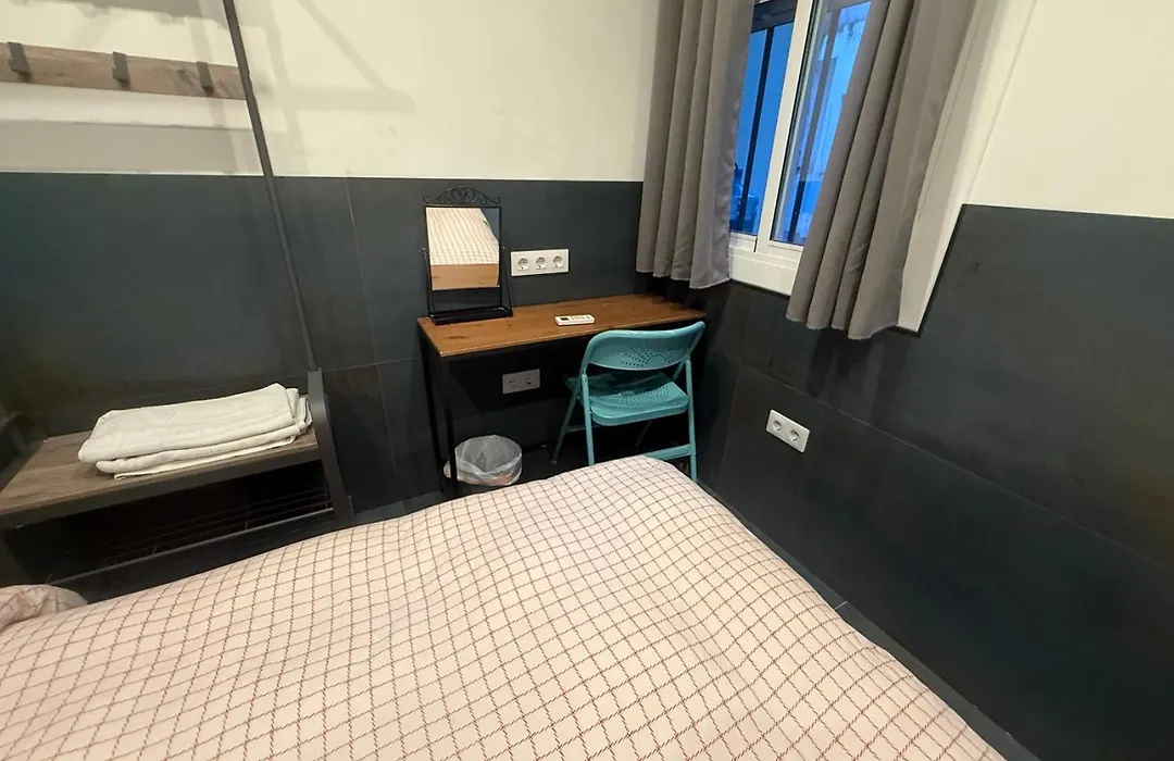Practical Room: Barcelona-Fira-Airport-1