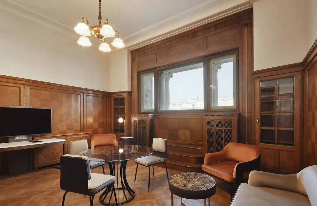 Doubletree By Hilton Trieste-1