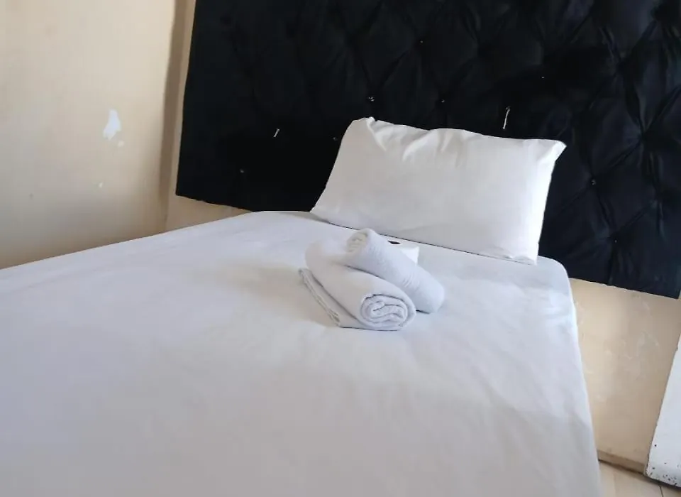 Lisokhanya Guesthouse-1