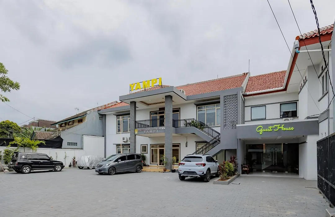 Urbanview Hotel Yampi-1
