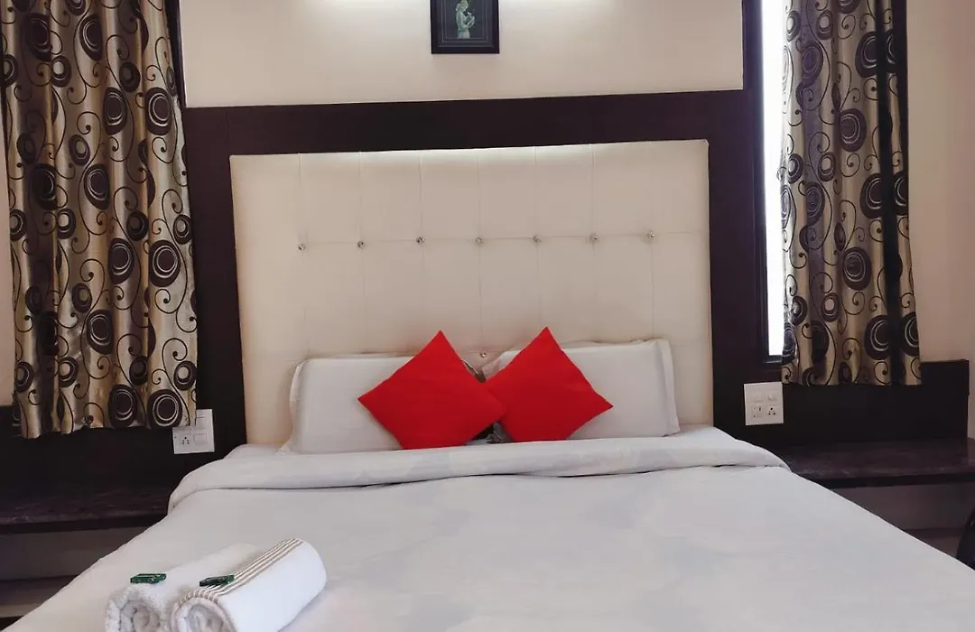Mcleod Ganj Best Hotel Royal India -Treasure Of Himalayas #Cheapest Hotel #Mountain View# Near Dalai Lama Temple 100M-1