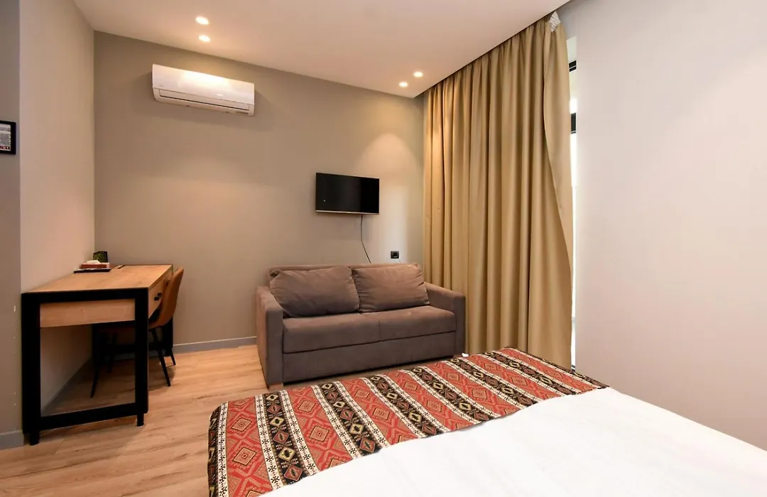 Andor Hotel-1