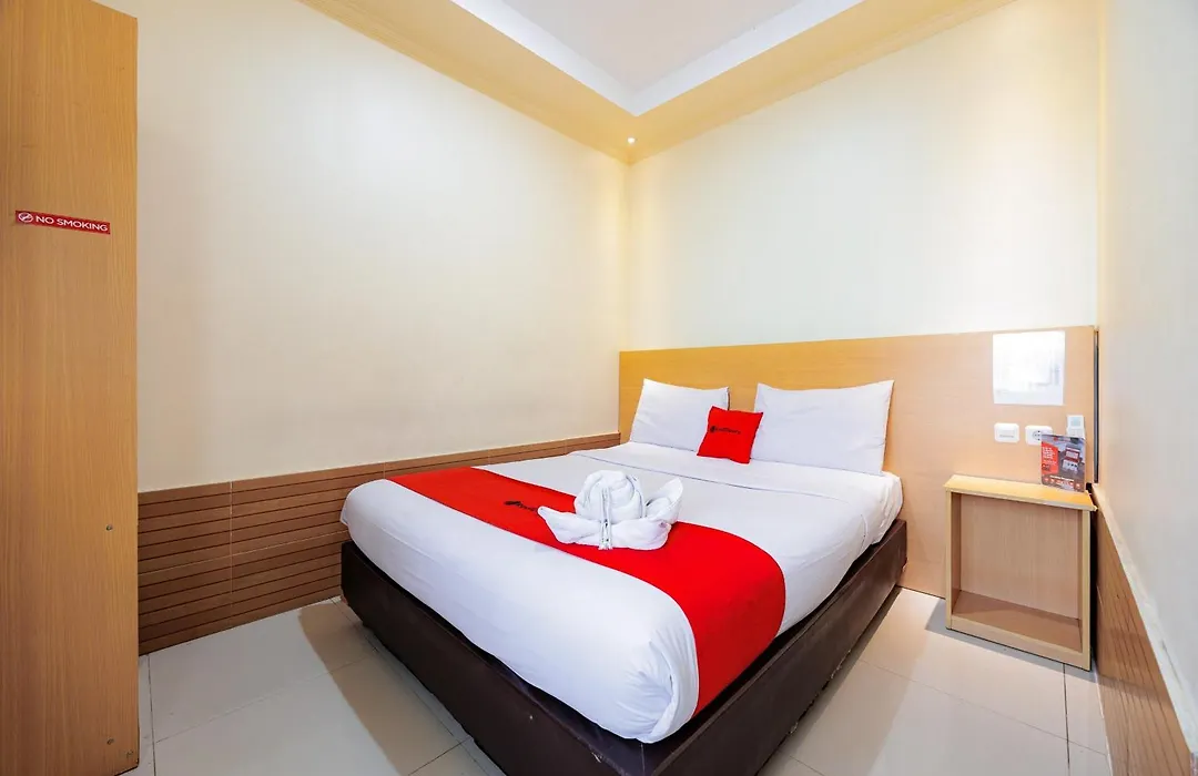 Reddoorz Near Exit Toll Sirkuit Sentul-1