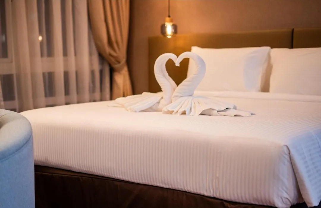 Cormar Suites-1
