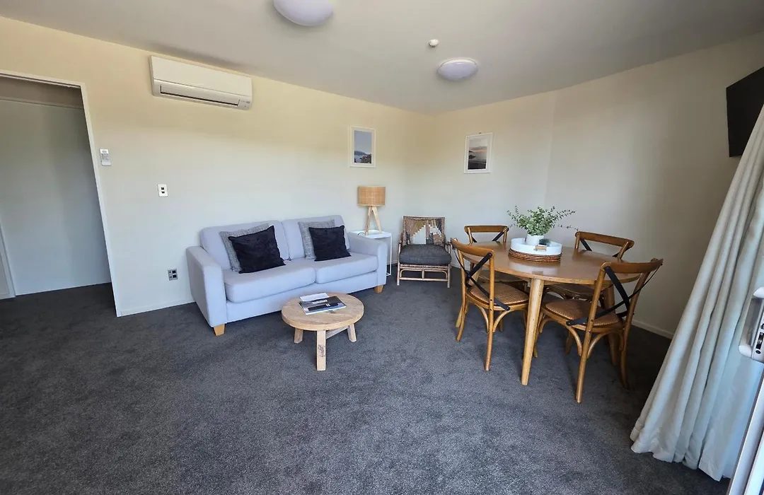 Kaikoura Waterfront Apartments-1