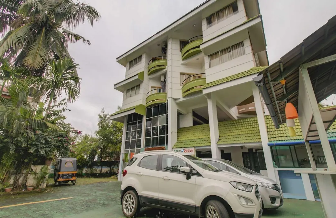 Hotel O Floatel International Beach Resort-1