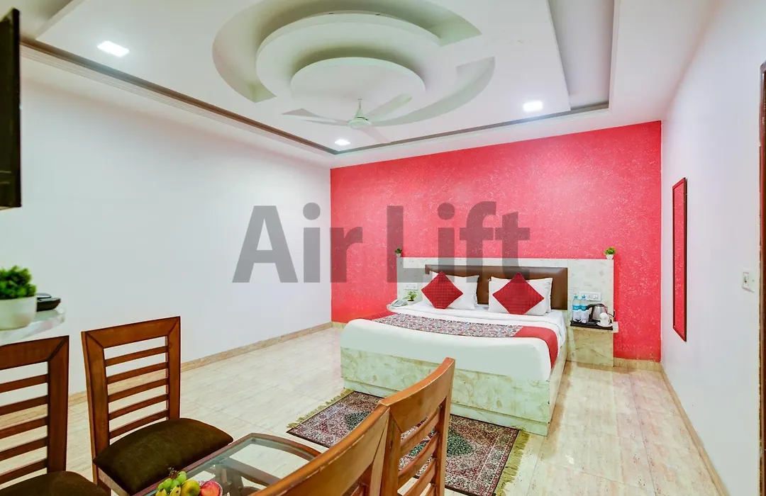 Hotel Airlift At Delhi Airport-1