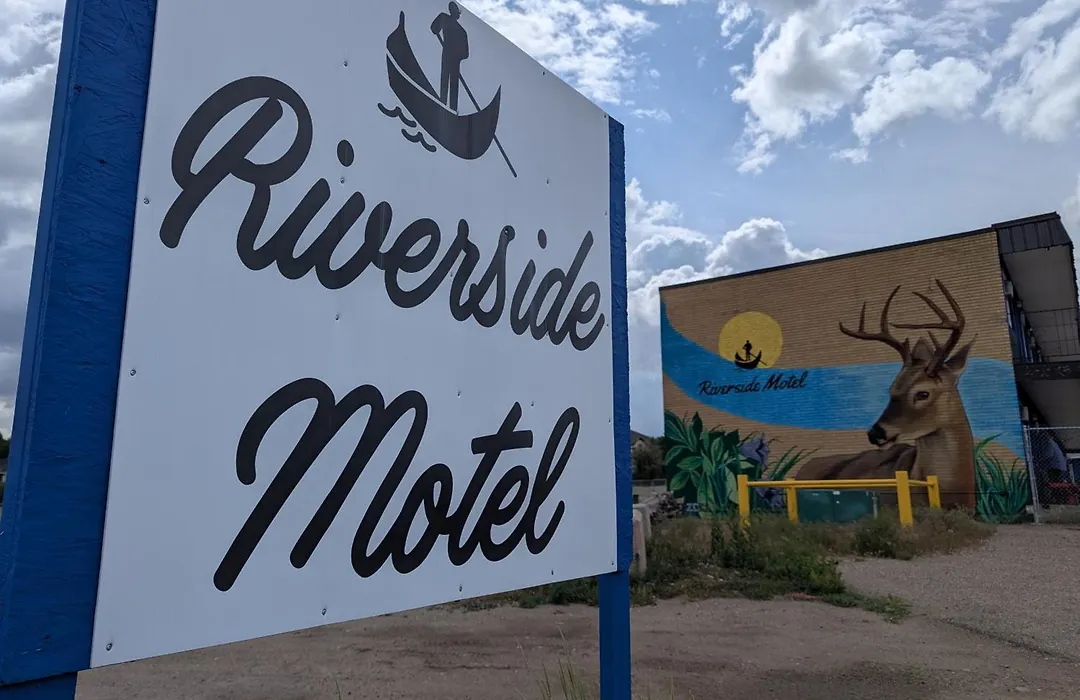 Riverside Motel & Suites-1