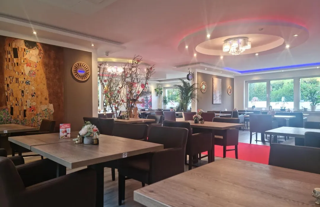 Silonce Hotels & Restaurant-1