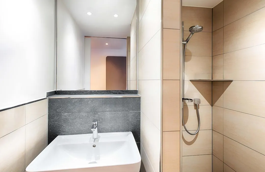 B&B Hotel Augsburg-West-1