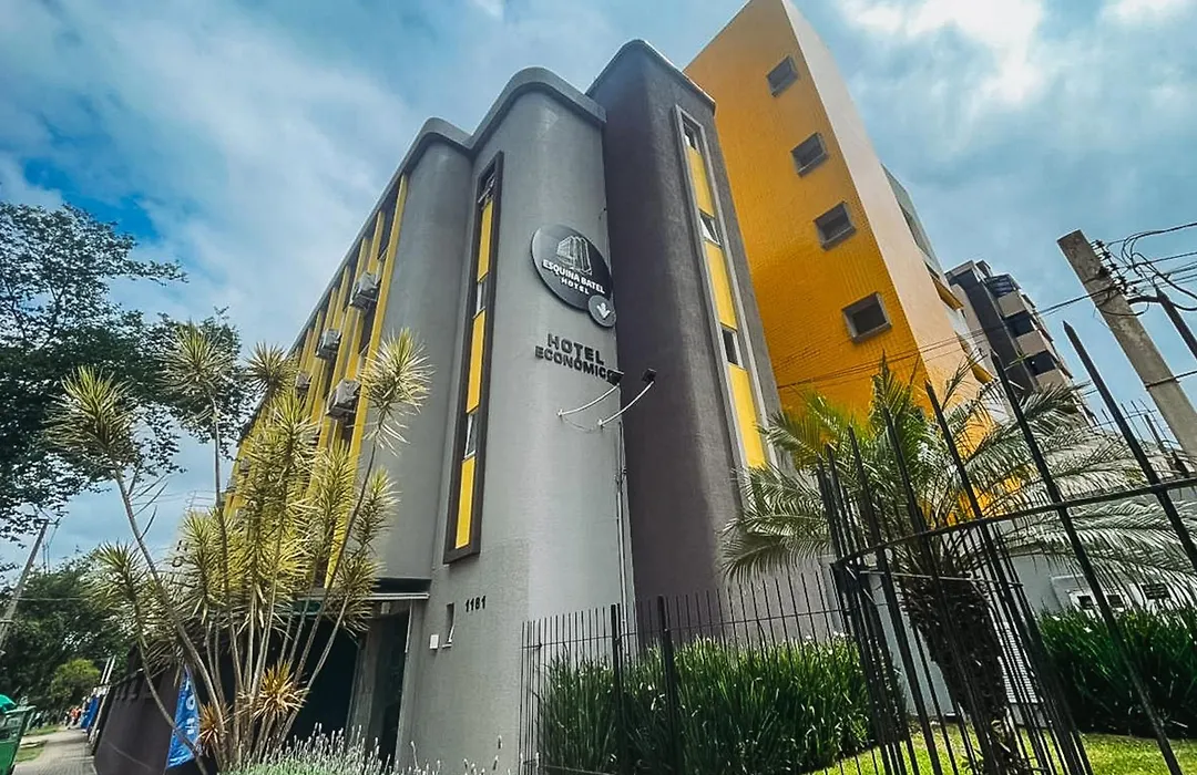 Esquina Batel - Hotel Econômico-1
