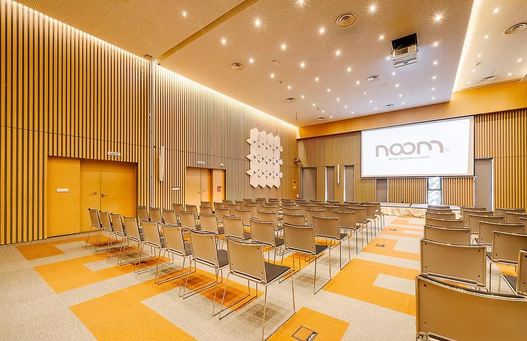Noom Hotel Abidjan Plateau-1