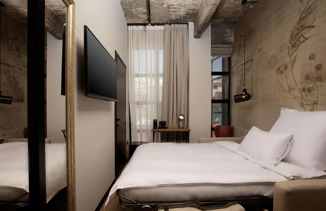 Anise Aluma Athens, Tapestry Collection By Hilton-1