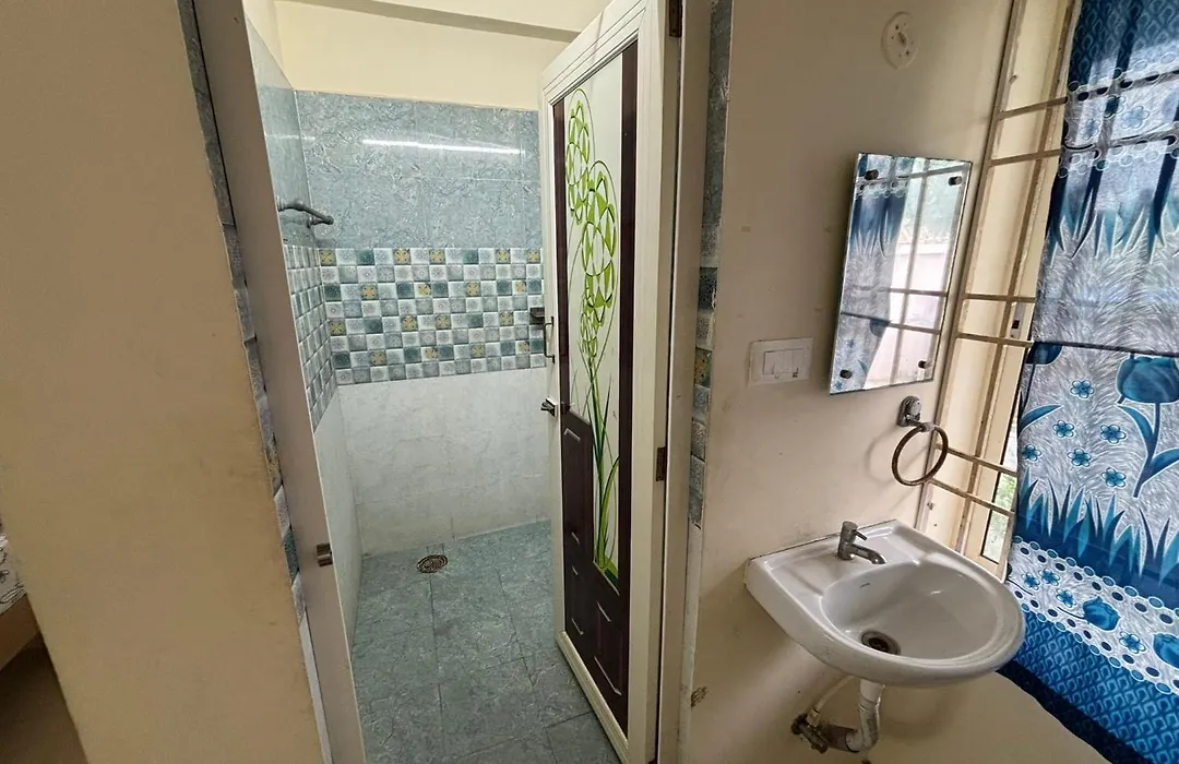 Srinivasa Hotel-1