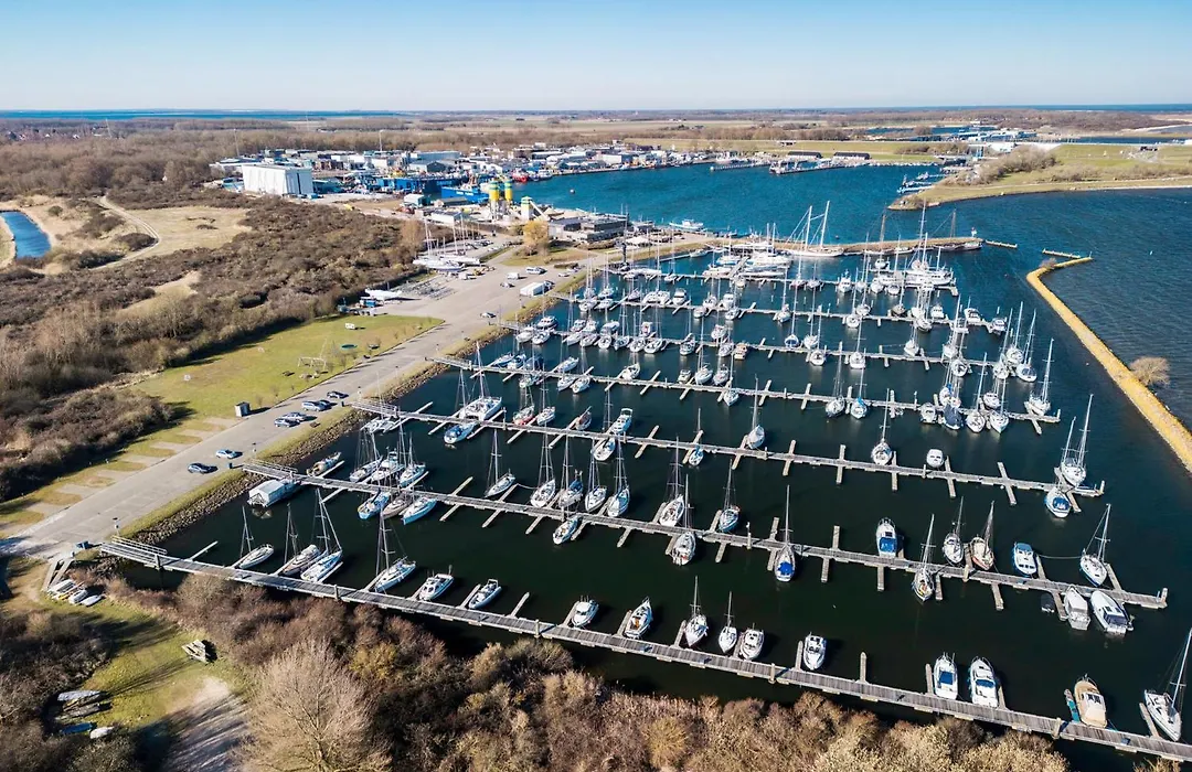 Dock Hotel Stellendam-1