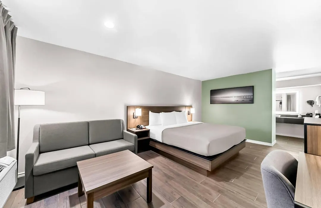 Quality Inn & Suites Port Lavaca Near Lighthouse Beach-1