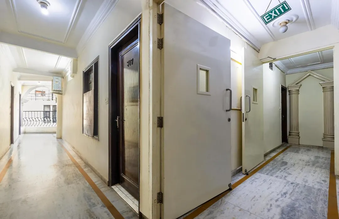 Hotel Ashoka Continental Near New Delhi Railway Station-1