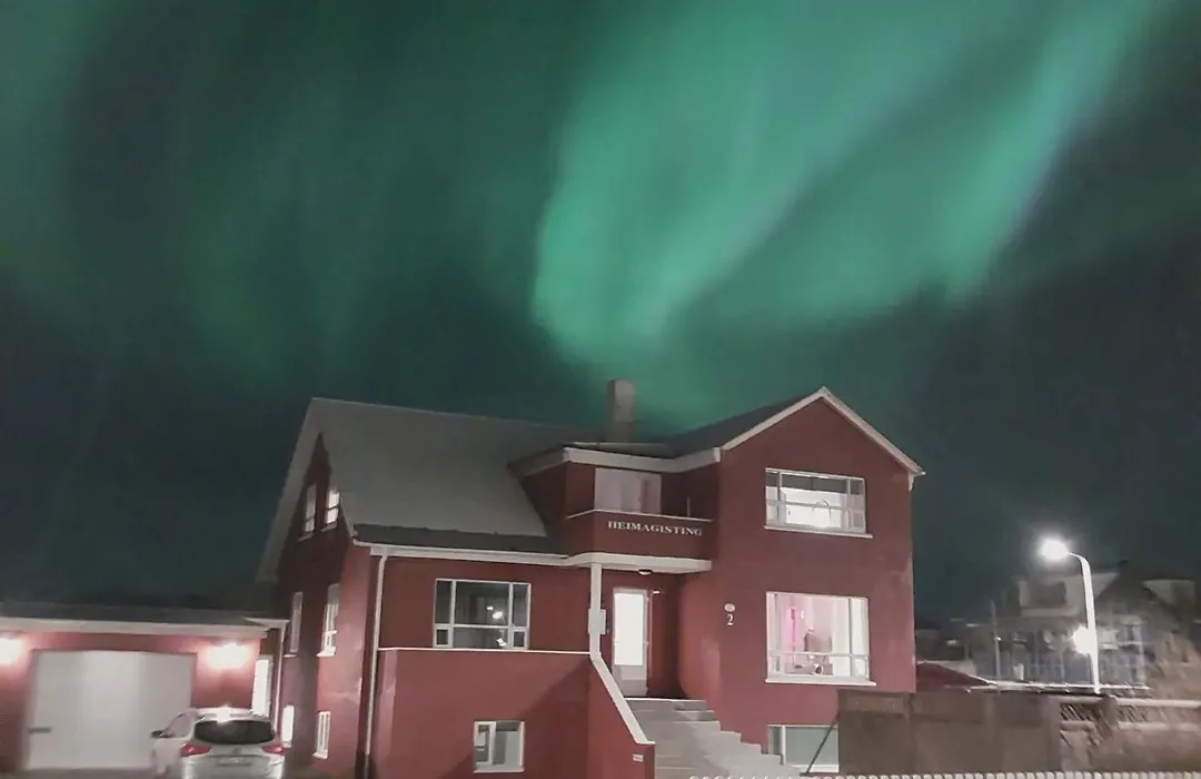 Grindavik Guesthouse Self Check In & Out-1
