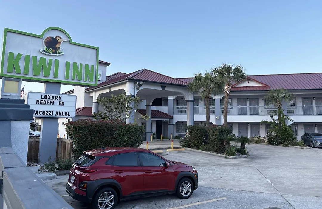 Kiwi Inn Capital O Houston - Hwy 249-1