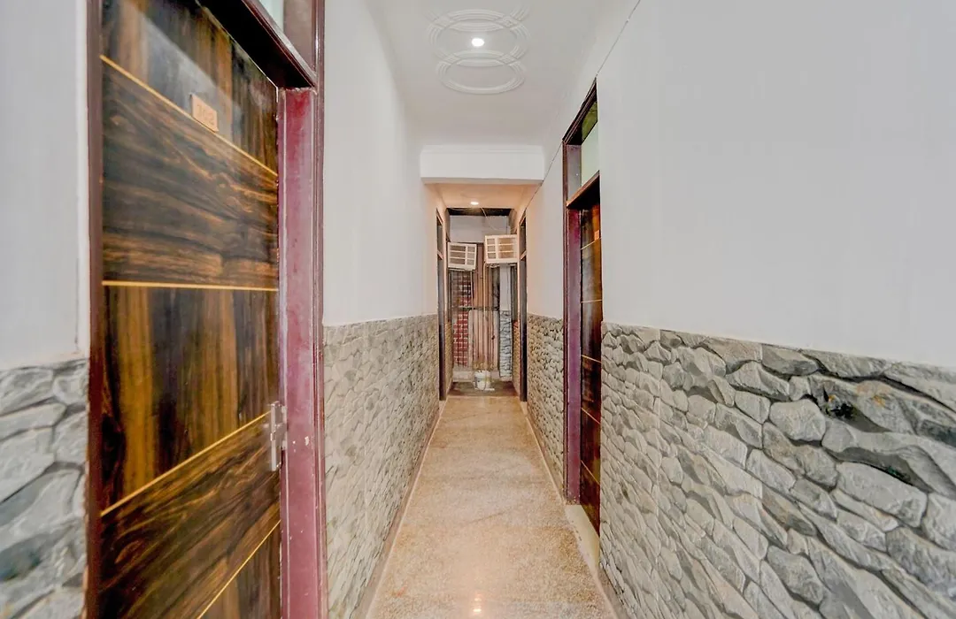 Hotel O The Maruti Hotel-1