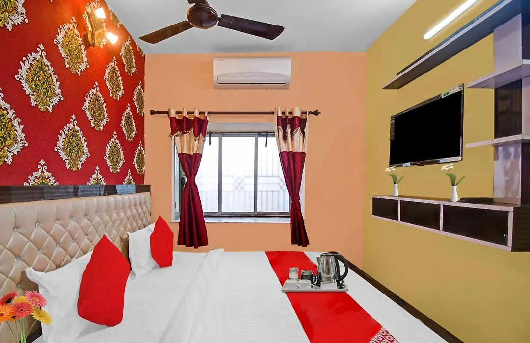 Hotel O Diamond Tree Sector 49 Noida Near Prayag Hospital-1
