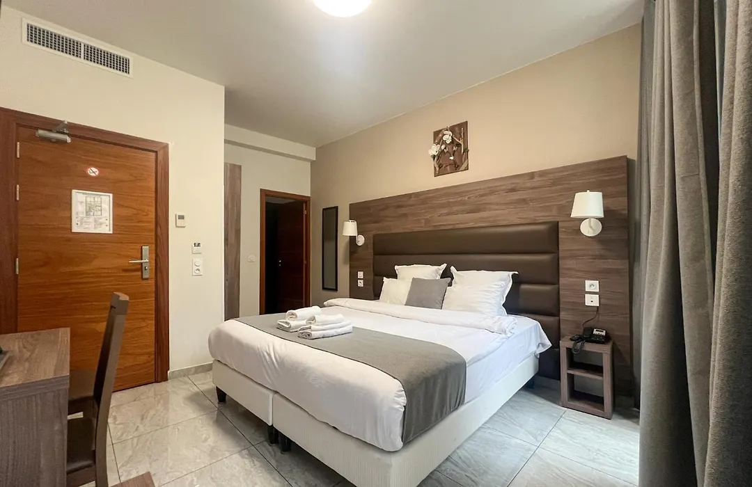 Square Hotel-1