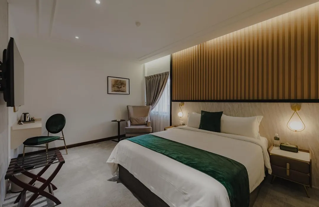 Signel Poshtel, The Rare Gem Of North Borneo-1