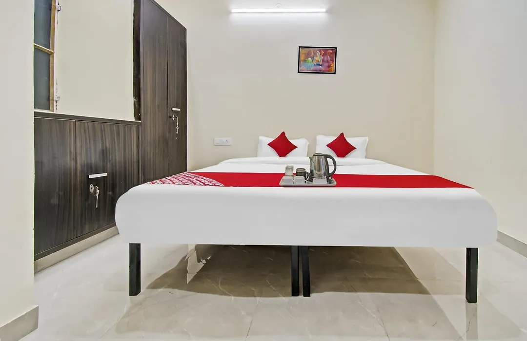 Hotel O Green Apple-1
