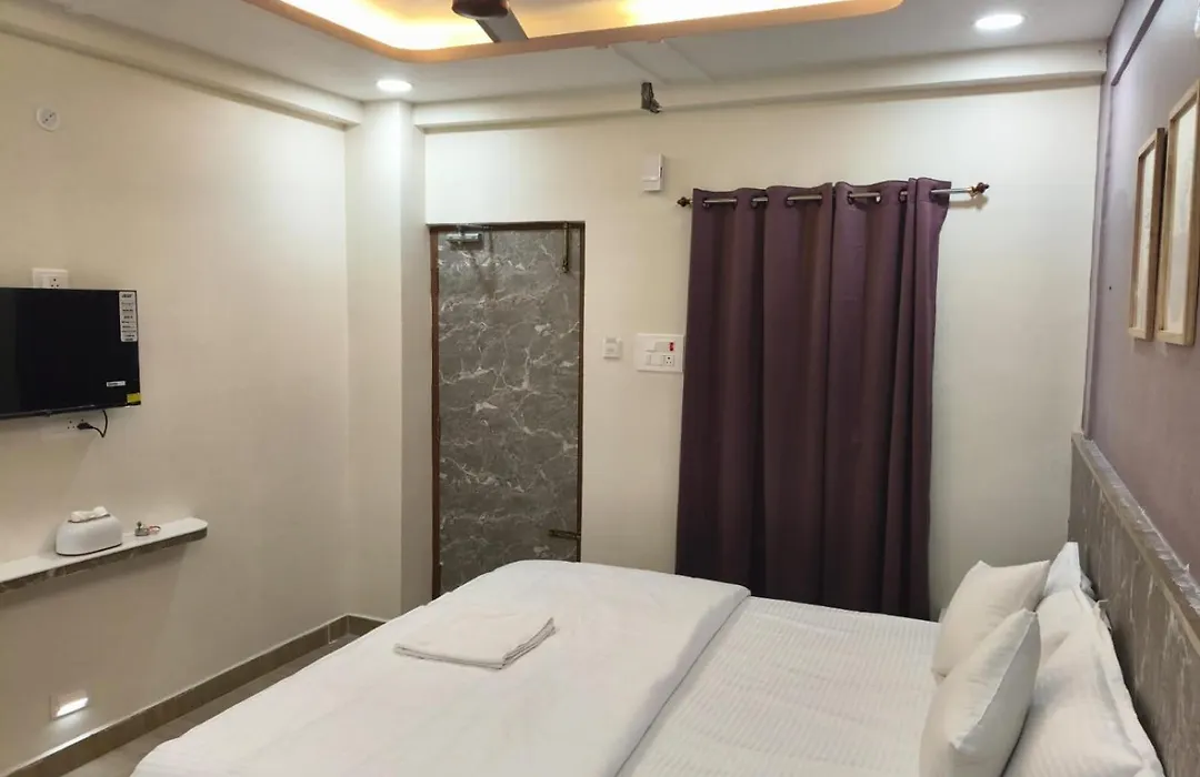 Vijay Balaji Mahal A/C-1