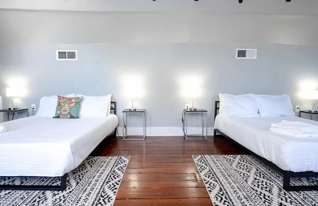 Delight House-1