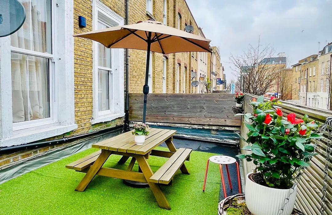 City Lodge Shadwell-1