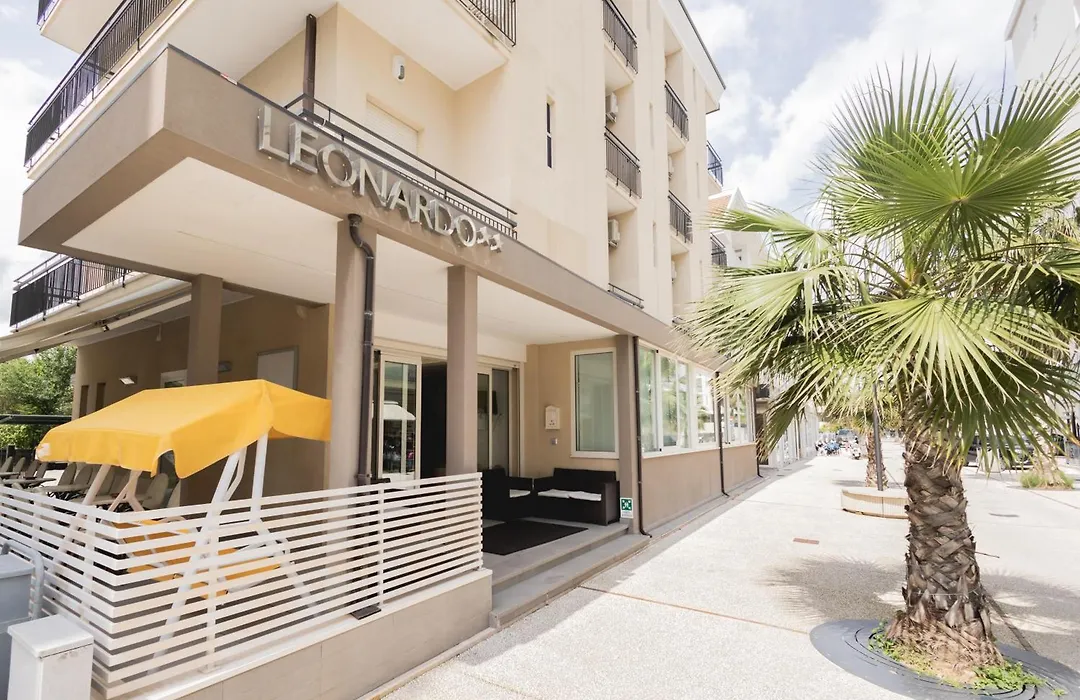 Hotel Leonardo-1