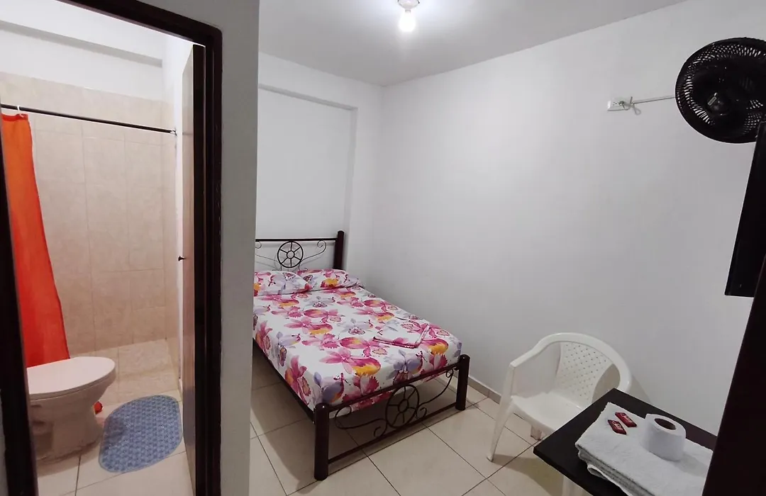 Guayacan Hostel-1