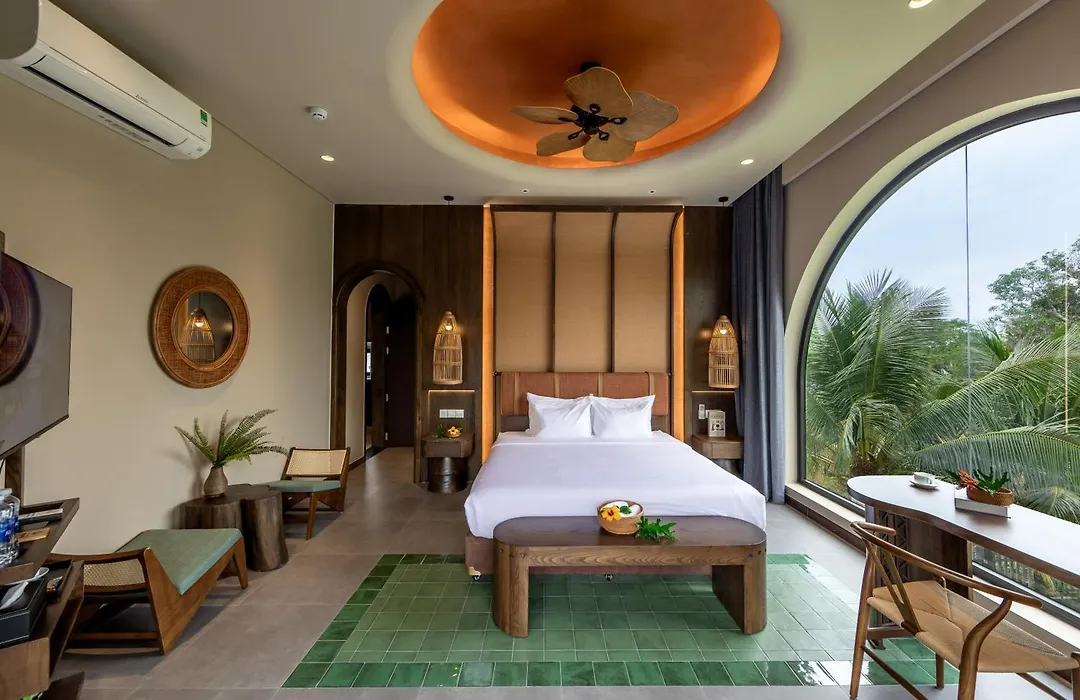 Emerald Garden Retreat-1