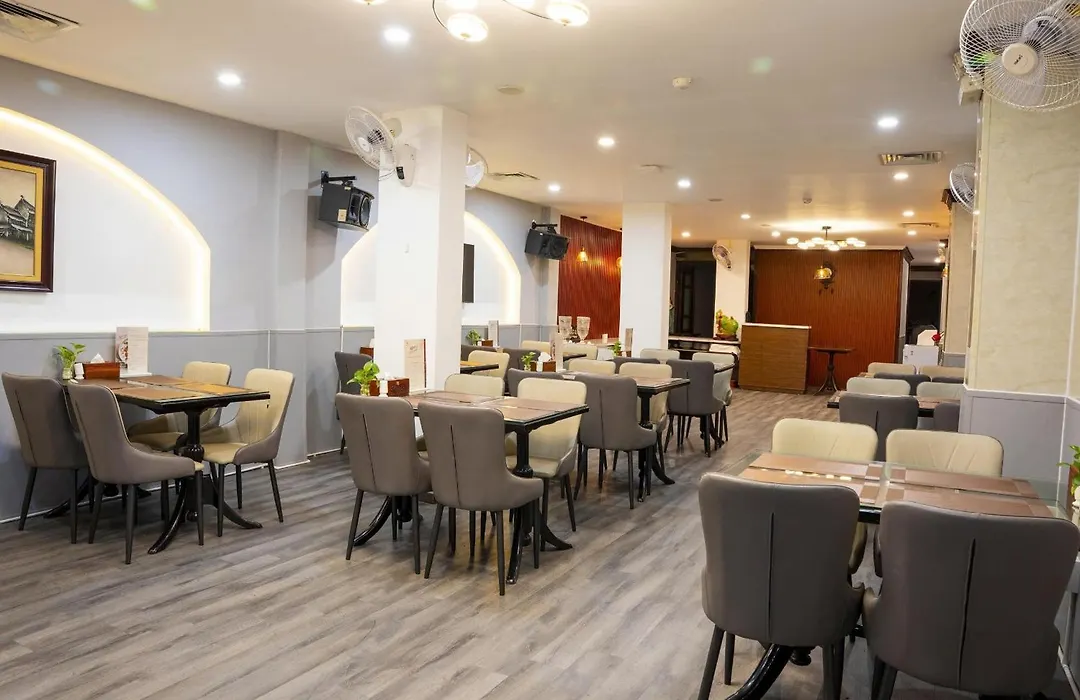 A25 Hotel - 12 Phố Huế-1