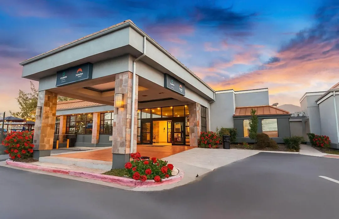 Suburban Studios Salt Lake City Airport-1