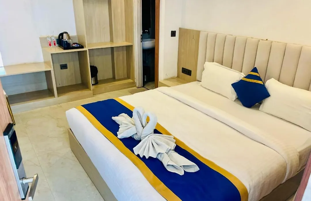 Neelkanth Hotel-1