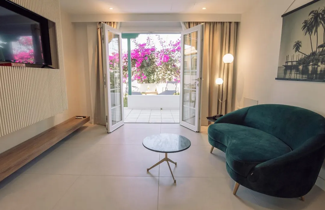 Hotel Estefania Boutique Suites-1