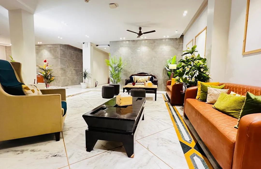 Divine Inn Hotel Near Rajouri Garden Main Market-1