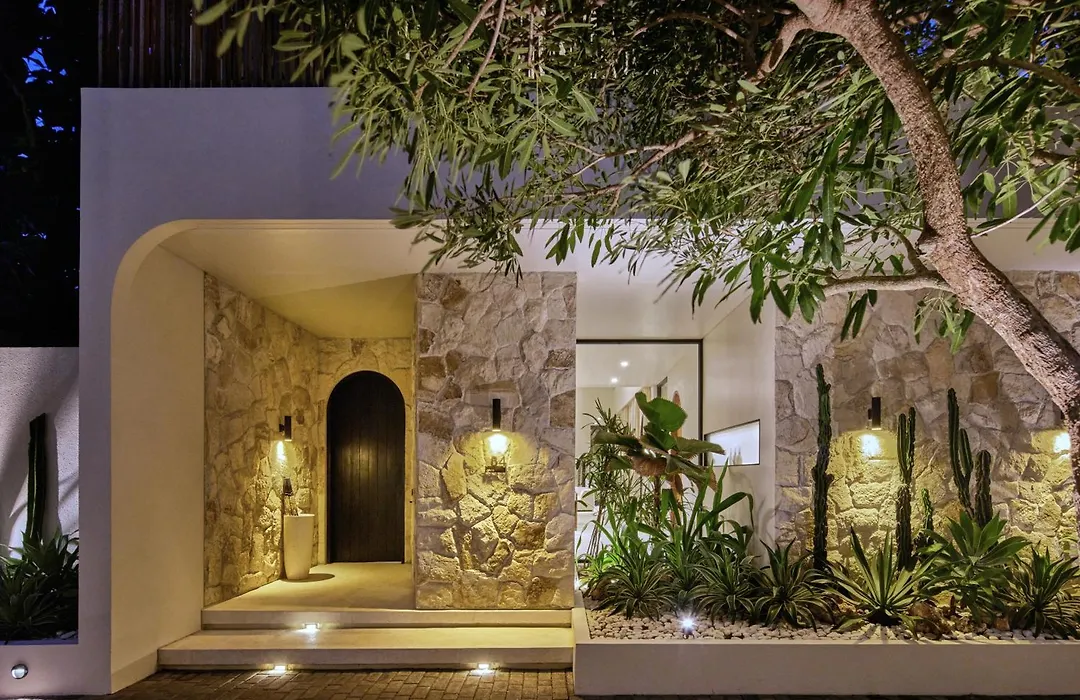 Lyvin Bingin Villas-1